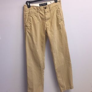 28 x 32 American Eagle young men’s long khakis